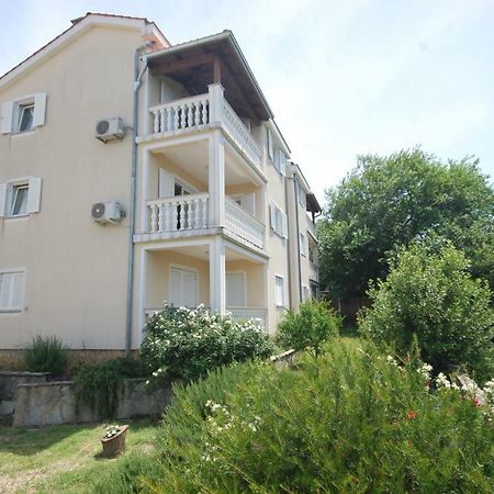 Apartments Novak By El-Pi Tours Malinska Eksteriør billede